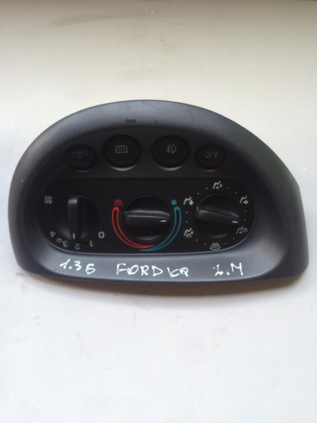 блок управления печки / климат-контроля Ford Ka 1 поколение 2003, 1.3 л., бензин, хетчбэк 5 дв. - фото №1