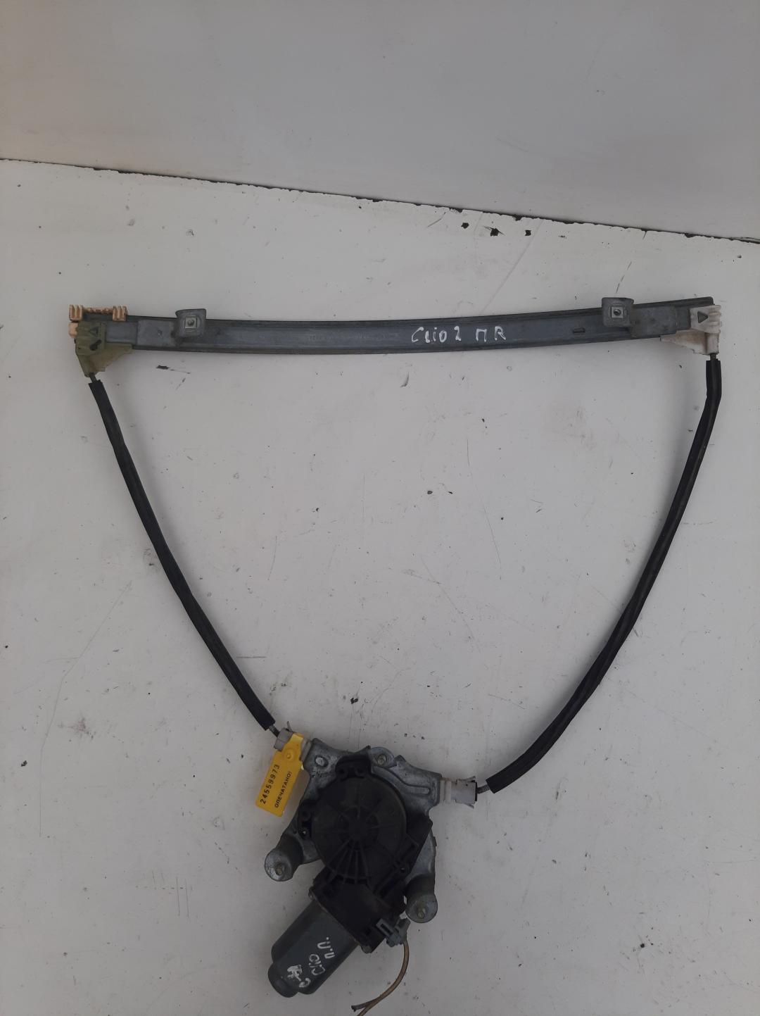 стеклоподъемник передний правый Renault Clio 2 поколение 2001, 1.5 л., дизель, хетчбэк 5 дв. - фото №1