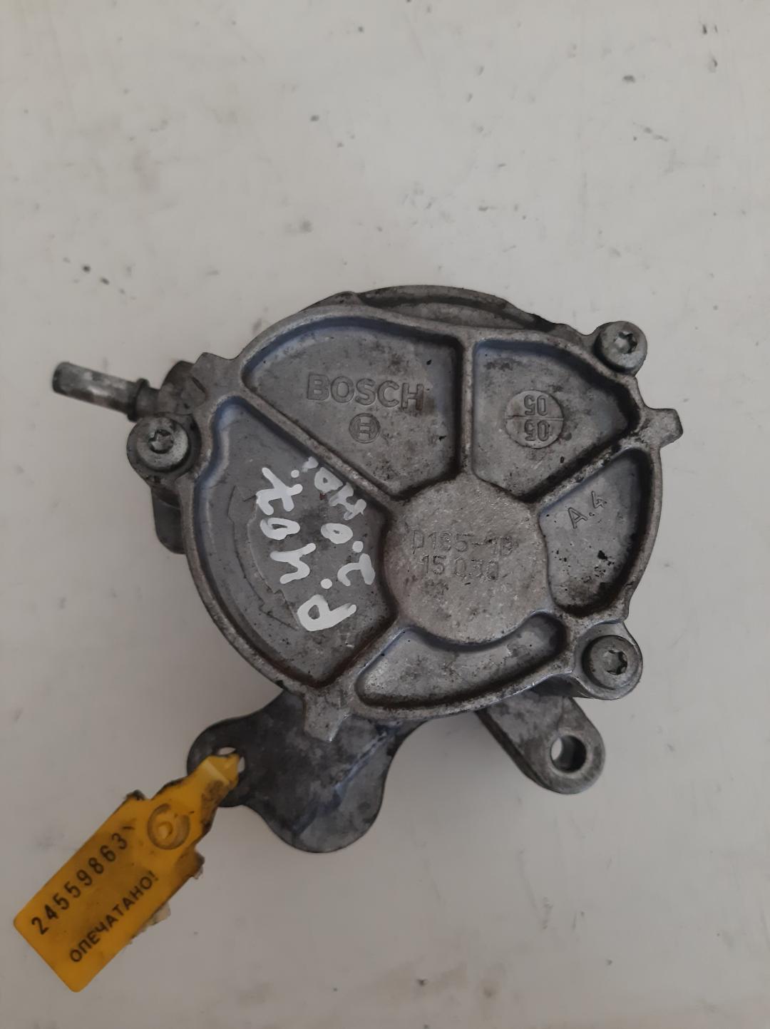 насос вакуумный Peugeot 407 1 поколение 2010, 2.0 л., дизель, седан - фото №1