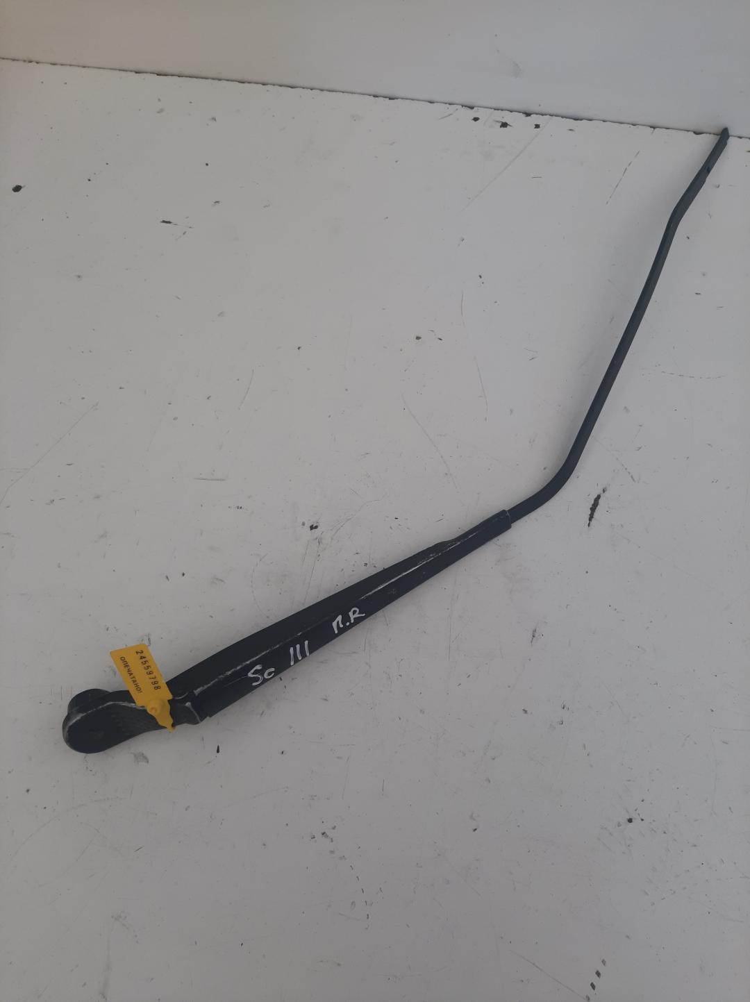 щеткодержатель (поводок стеклоочистителя, дворник) Renault Scenic 3 поколение 2009, 1.5 л., дизель, минивэн - фото №1