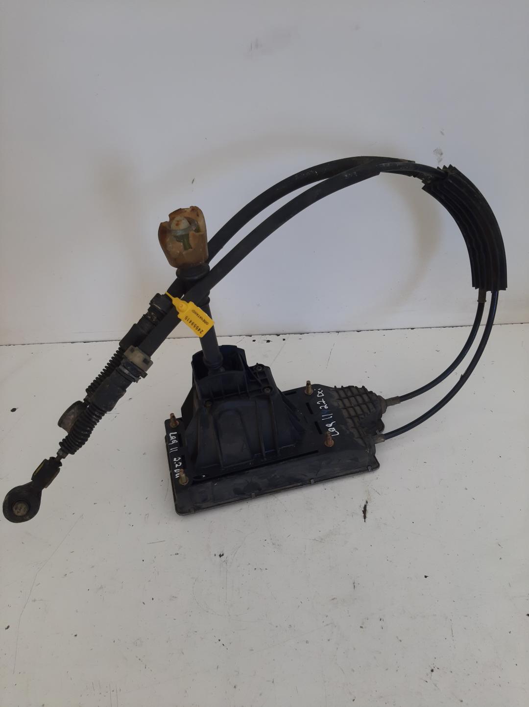 кулиса Renault Laguna 2 поколение 2001, 2.2 л., дизель, хетчбэк 5 дв. - фото №1