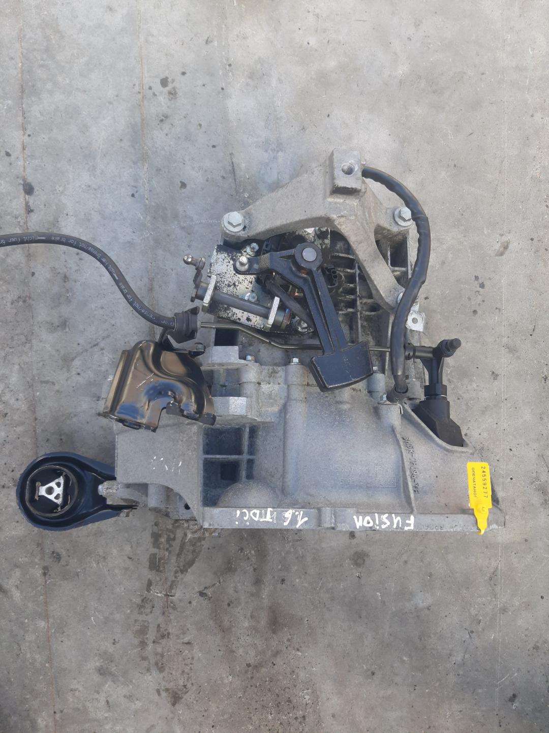 КПП механическая (МКПП) Ford Fusion 1 поколение 2004, 1.6 л., дизель, МКПП, универсал, 3M5R7F096YF - фото №1