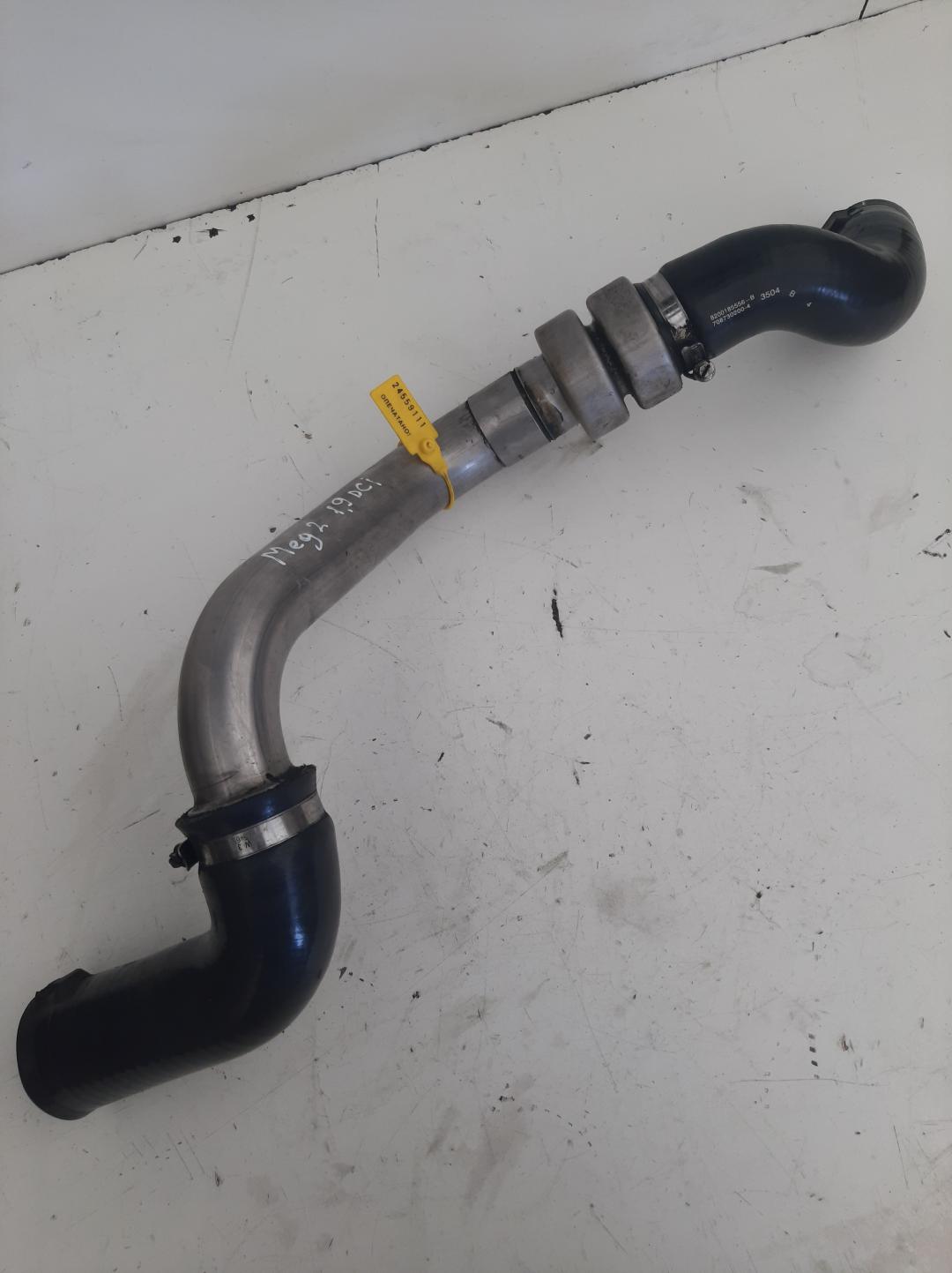 патрубок интеркулера Renault Megane 2 поколение 2002, 1.9 л., дизель, хетчбэк 5 дв., 8200185556 - фото №1