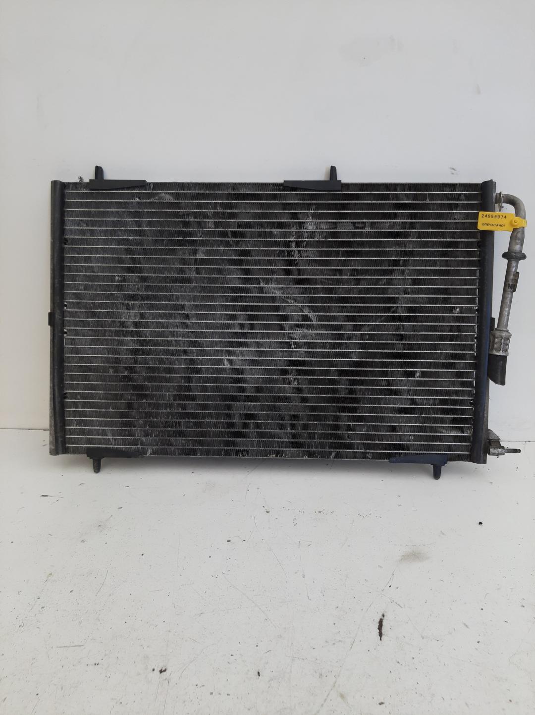радиатор кондиционера Peugeot 206 1 поколение 2000, 2.0 л., бензин, кабриолет, 9651867080 - фото №1
