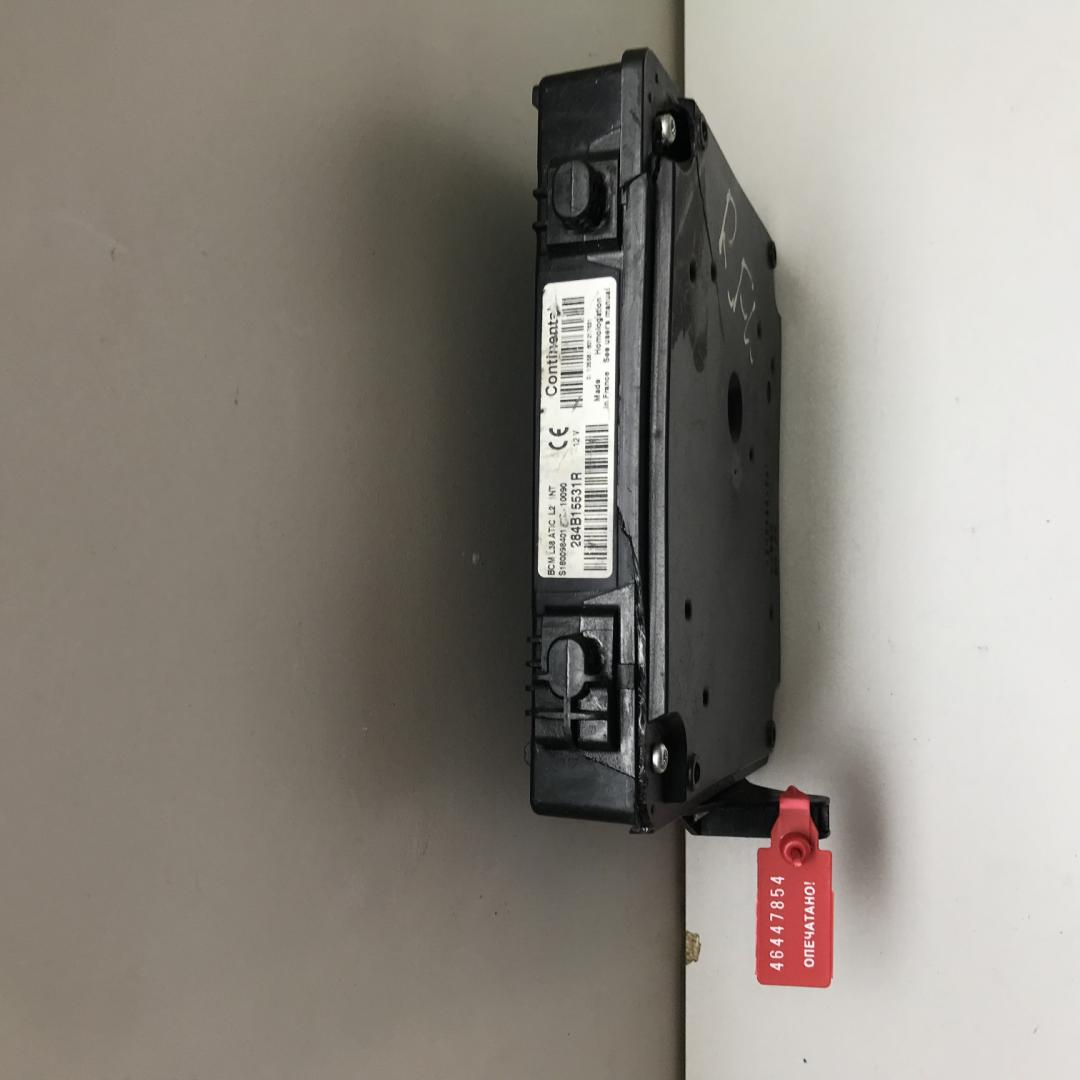 блок комфорта Renault Fluence 1 поколение 2010, 1.5 л., дизель, седан, 284B15531R - фото №1