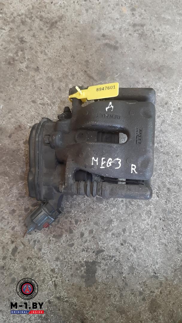 суппорт задний правый Renault Megane 3 поколение (2008 - 2014) - фото №1