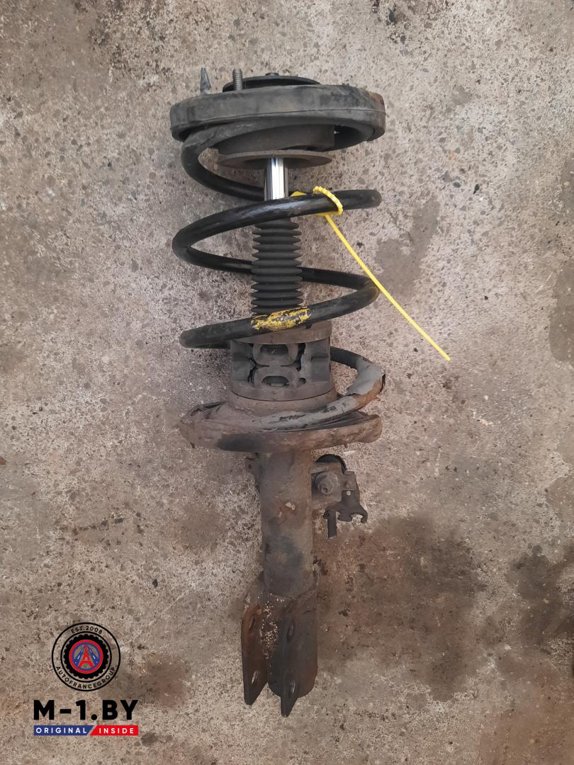 стойка передняя правая Renault Espace 3 поколение (1996 - 2002) - фото №1