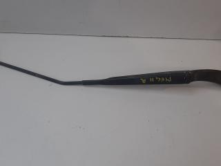 щеткодержатель (поводок стеклоочистителя, дворник) Renault Megane 2 поколение 2003, 8200036912