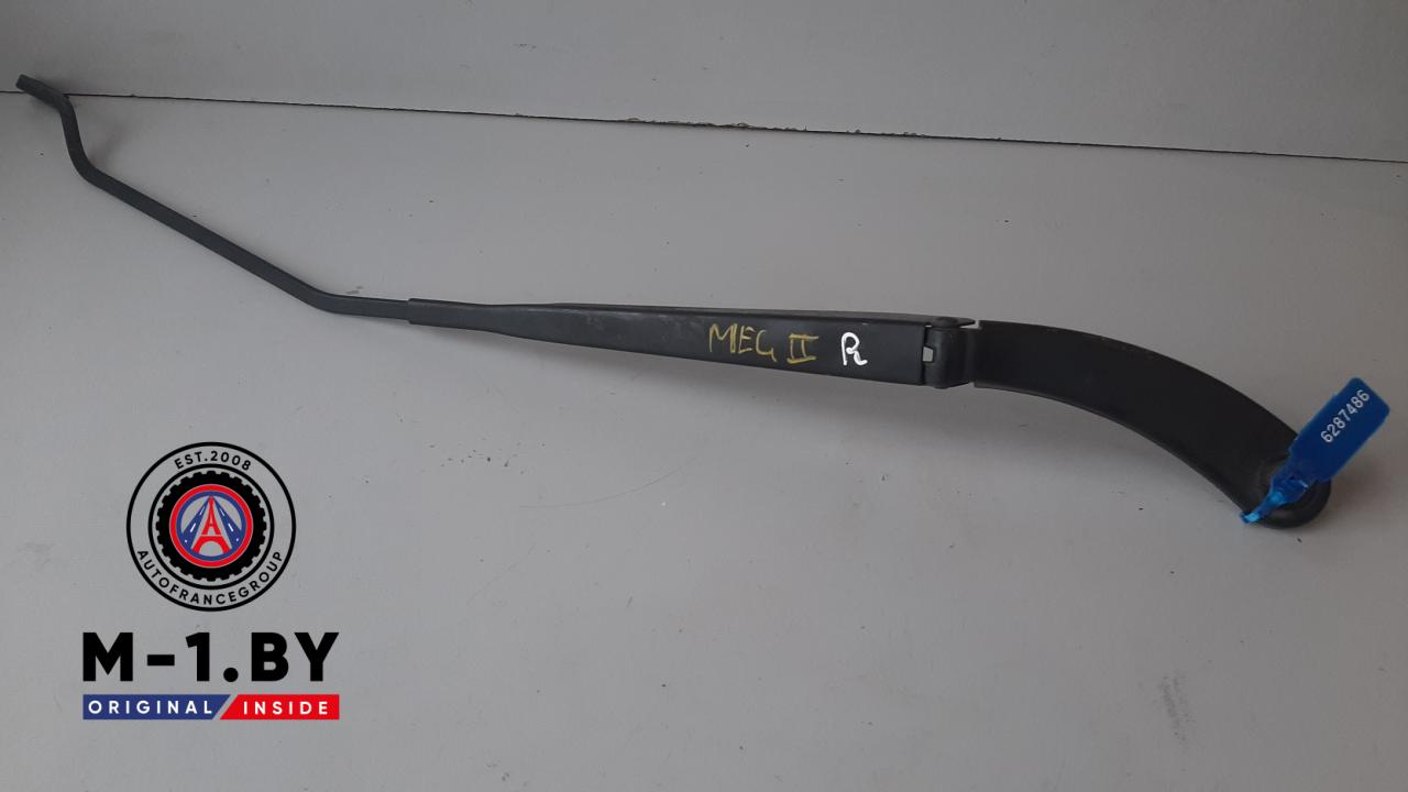 щеткодержатель (поводок стеклоочистителя, дворник) Renault Megane 2 поколение 2004, 8200036912 - фото №1