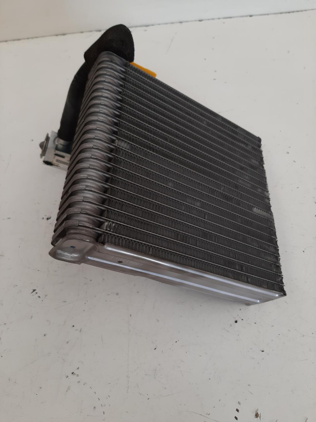 испаритель кондиционера Renault Clio 3 поколение 2005, 1.5 л., дизель - фото №1