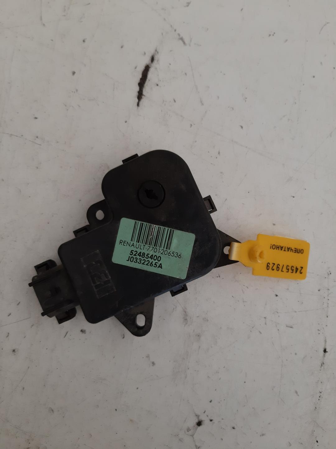 моторчик заслонки печки Renault Laguna 2 поколение 2001, 1.9 л., дизель, 7701206536 - фото №1