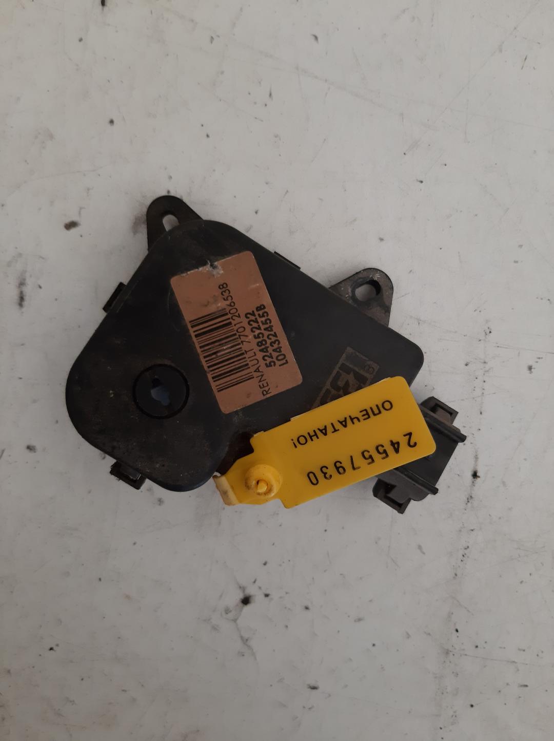 моторчик заслонки печки Renault Laguna 2 поколение 2001, 1.9 л., дизель, 7701206538 - фото №1