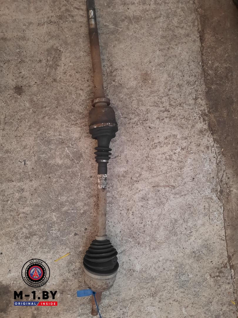 полуось передняя правая (приводной вал, ШРУС) Renault Espace 4 поколение (2002 - 2006), 2.0 л., дизель, 7700114056 - фото №1
