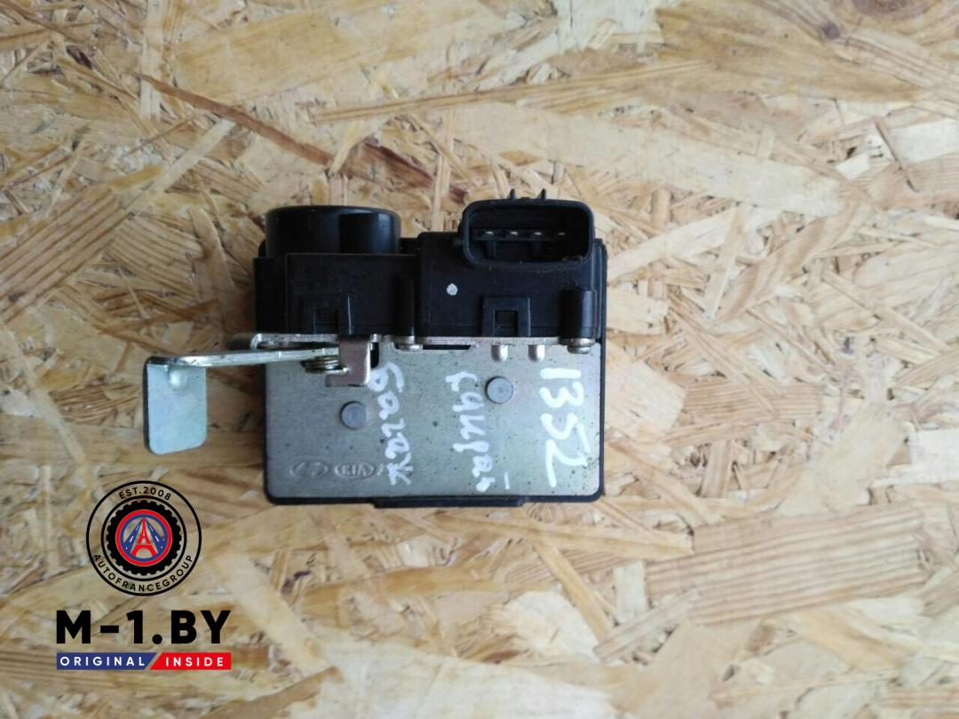 замок багажника Hyundai ix55 1 поколение 2008, 3.0 л., D6EA, дизель, АКПП, внедорожник 5 дв. - фото №1