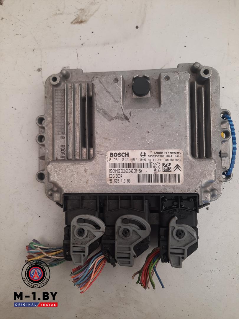 блок управления двигателем Citroen C4 1 поколение (2004 - 2008), 1.6 л., дизель, 9661971380 - фото №1