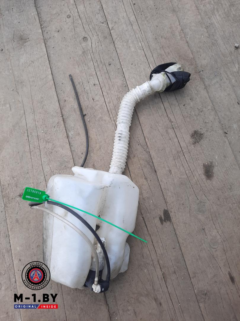 бачок омывателя Renault Megane 2 поколение (2002 - 2006), 8200104705D - фото №1