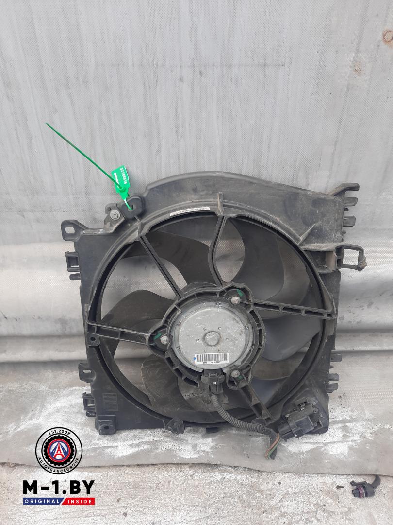 вентилятор радиатора Renault Clio 3 поколение (2005 - 2009), 8200966248 - фото №1