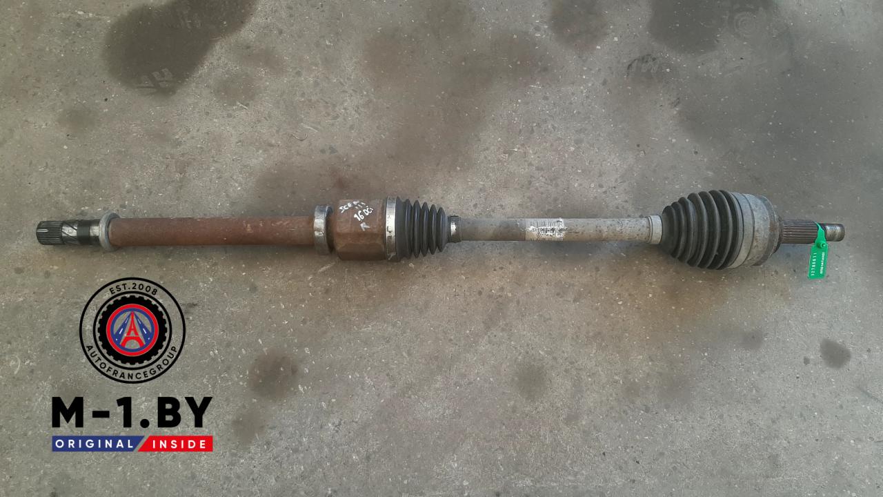 полуось передняя правая (приводной вал, ШРУС) Renault Scenic 3 поколение 2012, 1.6 л., дизель, МКПП, 391001702R - фото №1