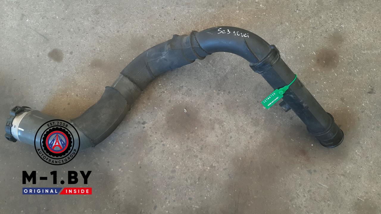патрубок интеркулера Renault Scenic 3 поколение 2012, 1.6 л., дизель, МКПП, 391001702R - фото №1