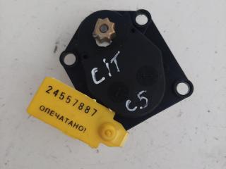 моторчик заслонки печки Citroen C5 1 поколение 2000, 2.0 л., дизель, 657102J