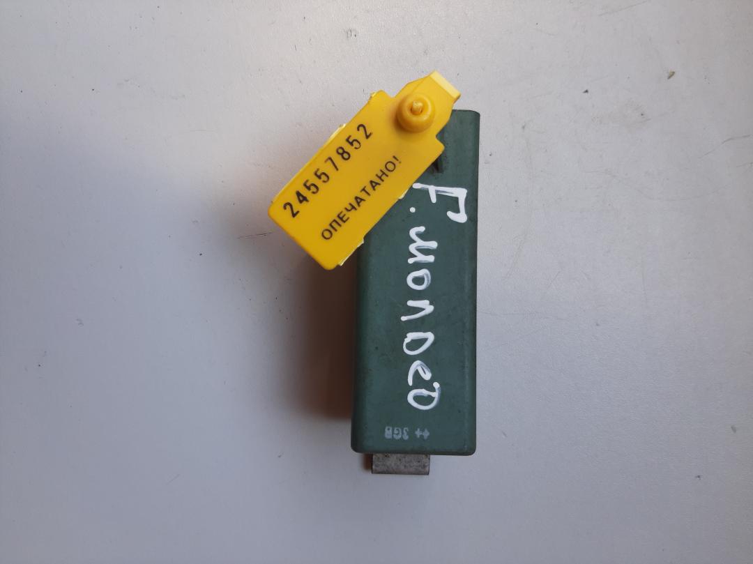 реле накала свечей Ford Mondeo 1 поколение 1993, 1.8 л., дизель, 95AG8C616F1B - фото №1