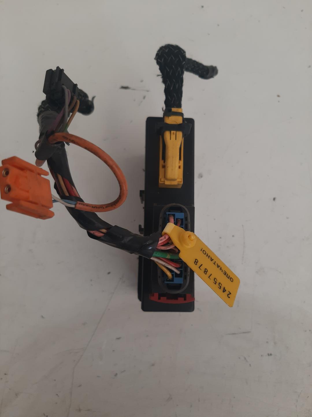 блок комфорта Citroen Xsara 1 поколение 1998, 1.8 л., бензин, 9633523680 - фото №1