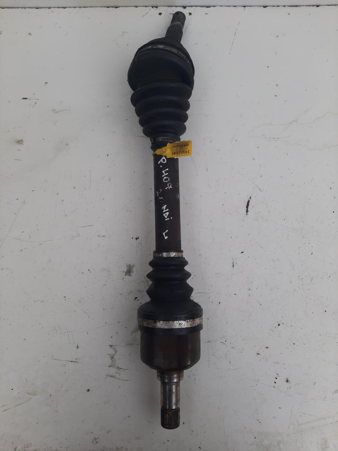 полуось передняя левая (приводной вал, ШРУС) Peugeot 407 1 поколение 2004, 2.0 л., дизель - фото №1