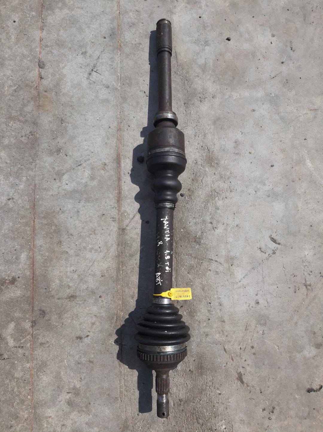 полуось передняя правая (приводной вал, ШРУС) Citroen Xantia 1 поколение 1992, 1.9 л., дизель, АКПП - фото №1