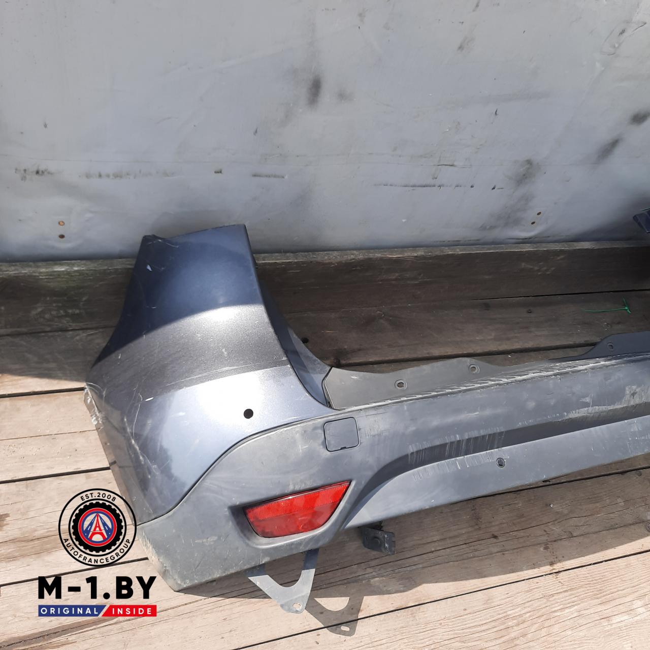 бампер задний Renault Scenic 3 поколение (2009 - 2012) - фото №1