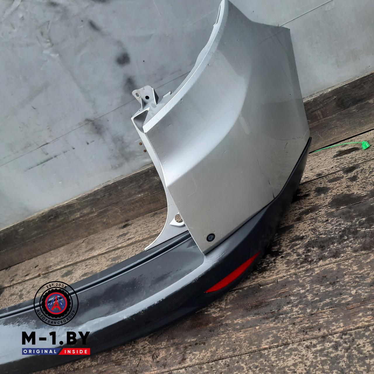 бампер задний Renault Megane 3 поколение (2008 - 2014), универсал - фото №1