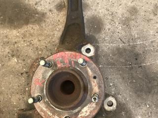 ступица передняя правая Cadillac CTS 1 поколение (2002 - 2007), 3.2 л., бензин