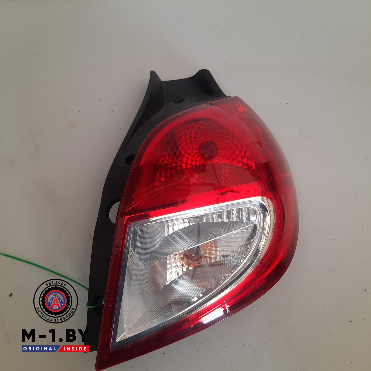 фонарь задний правый Renault Clio 3 поколение (2005 - 2009) - фото №1