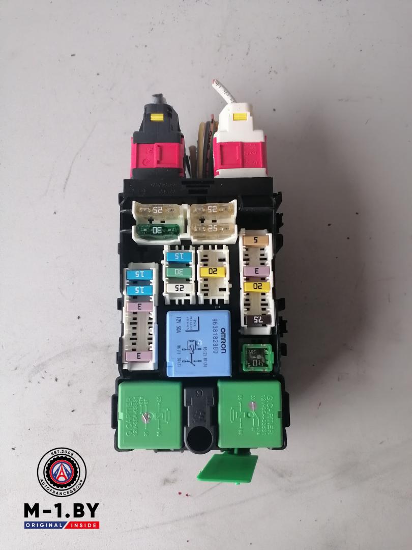 блок предохранителей Peugeot 508 1 поколение (2010 - 2014), 9665492680 - фото №1