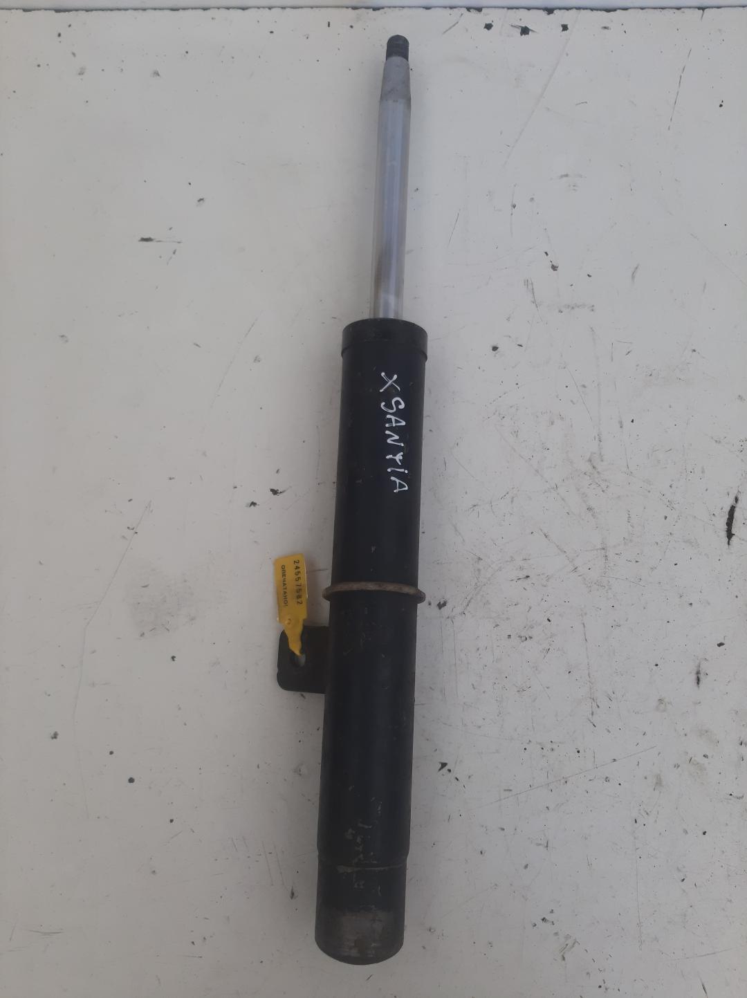 Гидростойка передняя левая Citroen Xantia 1 поколение 1998, 1.8 л., бензин - фото №1