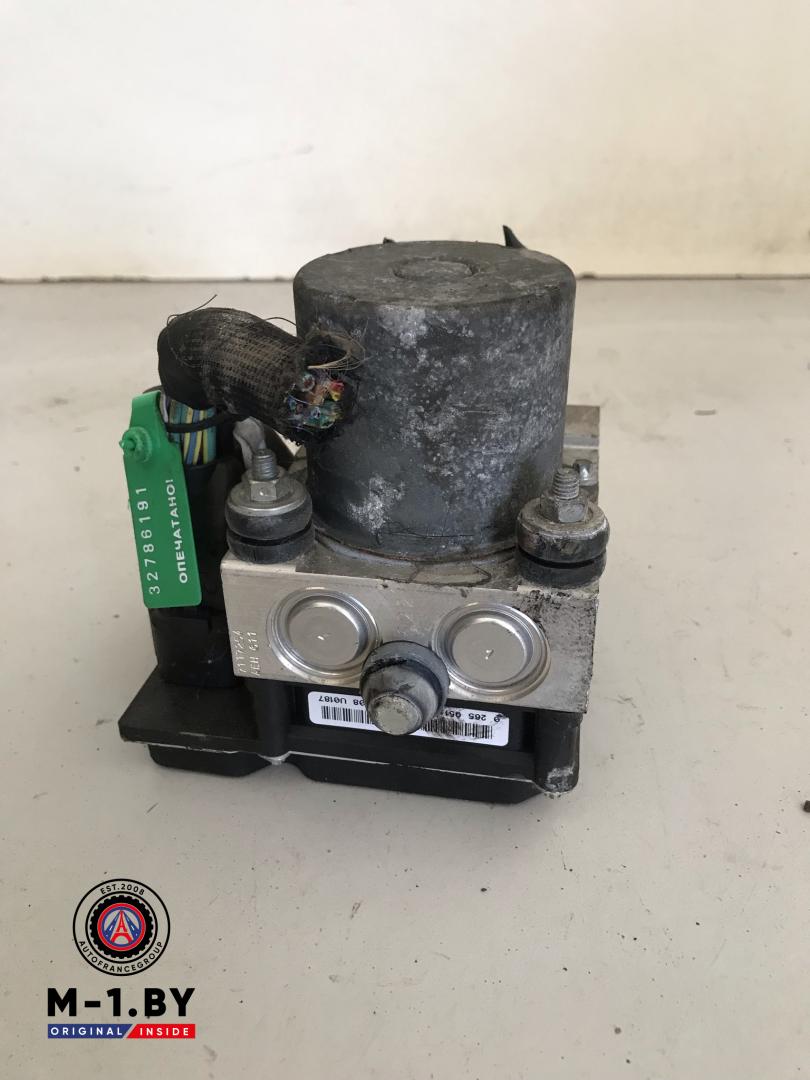 блок ABS Citroen C5 2 поколение (2008 - 2017), 9666542880 - фото №1