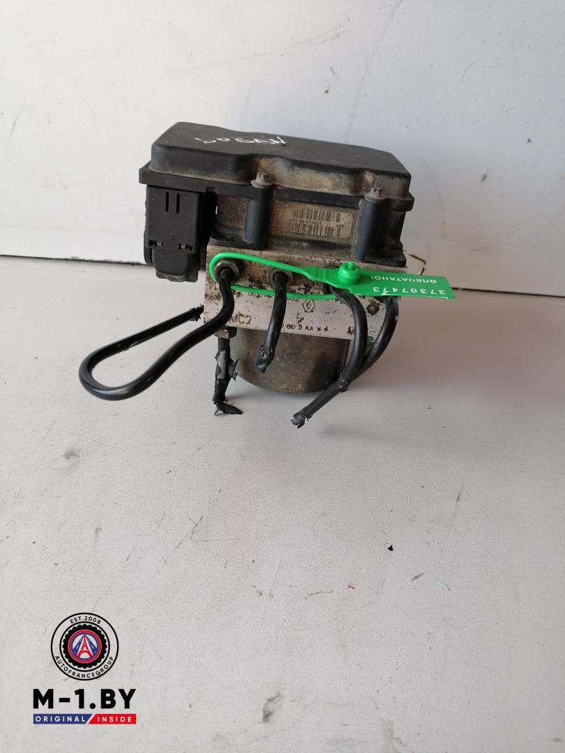 блок ABS Renault Logan 1 поколение (2004 - 2009), 0265800396, 8200262807 - фото №1