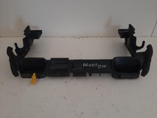 воздуховод (дефлектор) радиатора Mercedes-Benz C-Класс W203/S203/CL203 [рестайлинг] 2008, 2.2 л., дизель, A2035053530