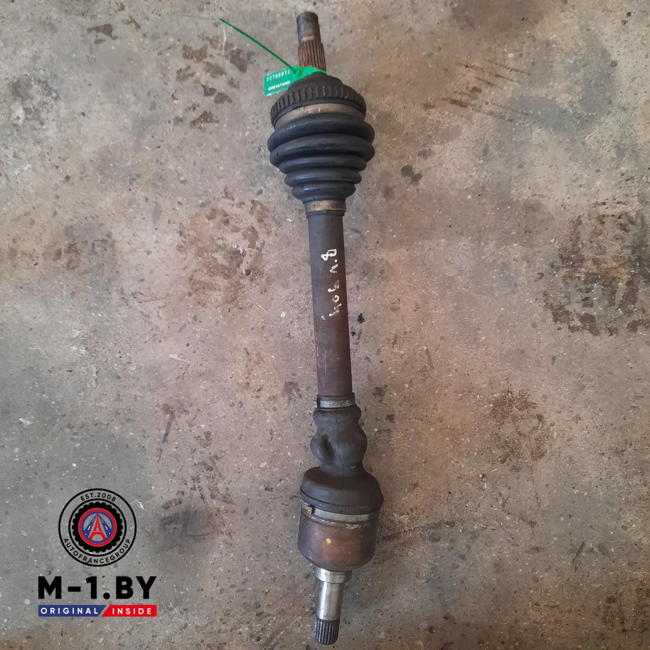 полуось передняя левая (приводной вал, ШРУС) Peugeot 406 1 поколение (1995 - 1999), 1.8 л., бензин - фото №1