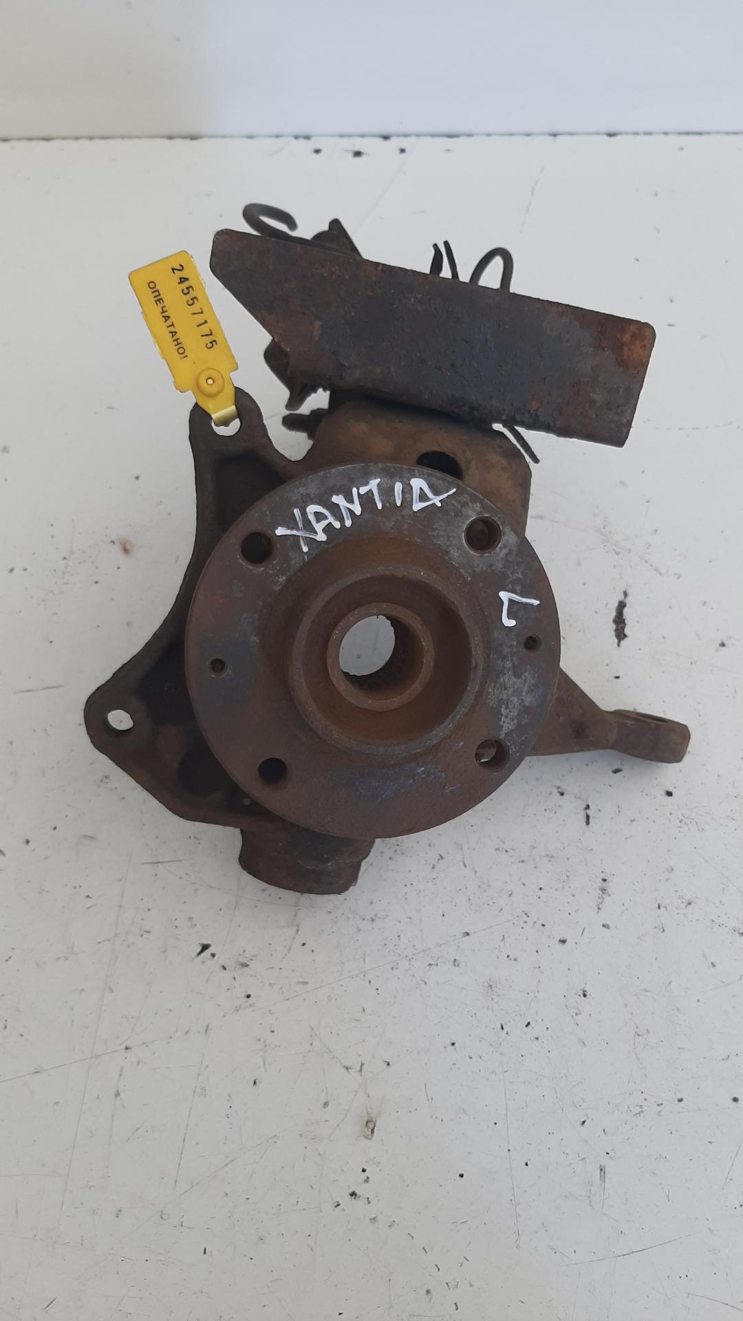 ступица передняя левая Citroen Xantia 1 поколение 1997, 1.9 л., дизель - фото №1