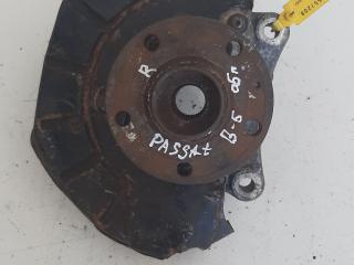 ступица передняя правая Volkswagen Passat B6 2005, 1.9 л., дизель