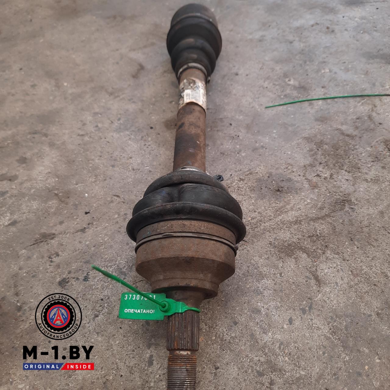 полуось передняя левая (приводной вал, ШРУС) Peugeot 307 1 поколение (2001 - 2005), 1.6 л., бензин, 9637378180 - фото №1