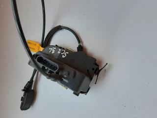 замок двери задней левой Renault Scenic 2 поколение 2004, 1.9 л., дизель