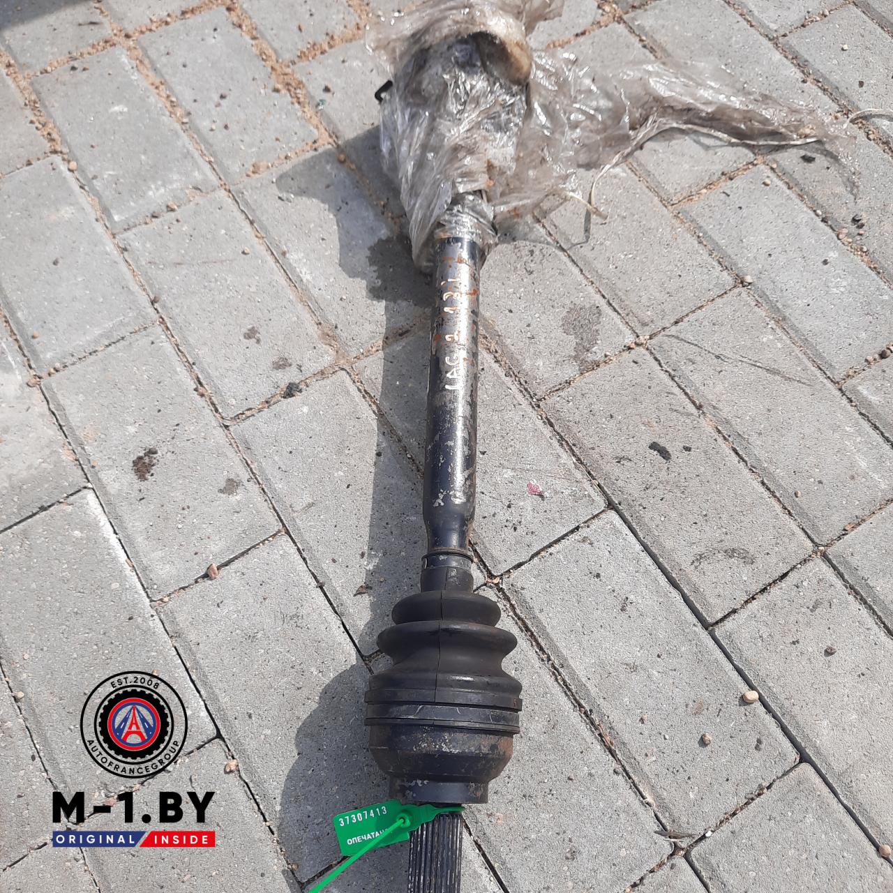 полуось передняя левая (приводной вал, ШРУС) Renault Laguna 2 поколение (2001 - 2005), 1.8 л., бензин - фото №1