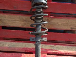 стойка передняя левая Renault Scenic 2 поколение (2003 - 2006)