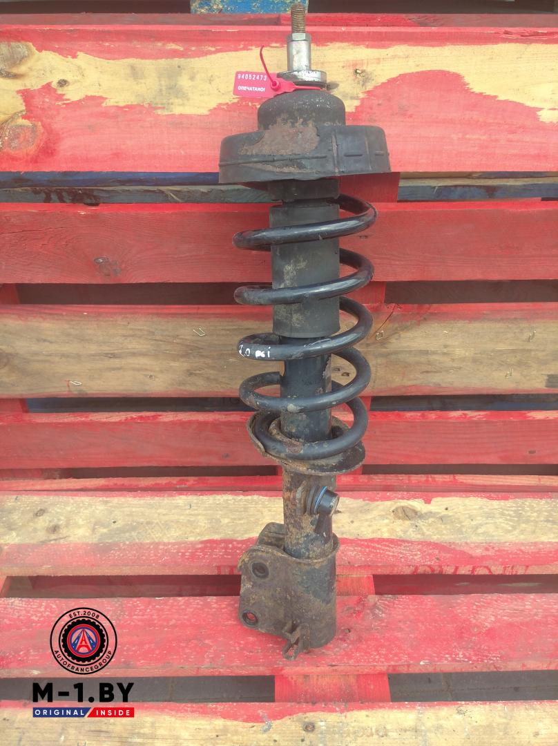 стойка передняя правая Renault Trafic 2 поколение (2001 - 2006), 2.0 л., дизель - фото №1