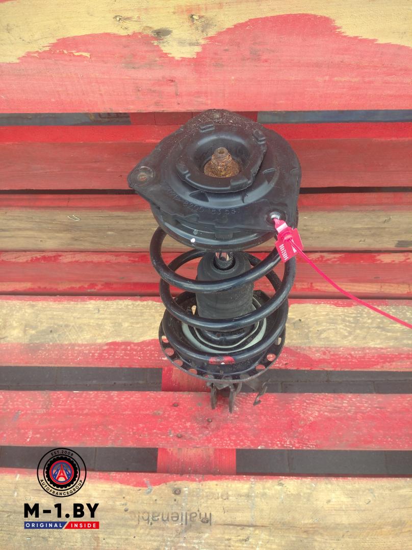 стойка передняя правая Renault Clio 3 поколение (2005 - 2009), 1.5 л., дизель - фото №1