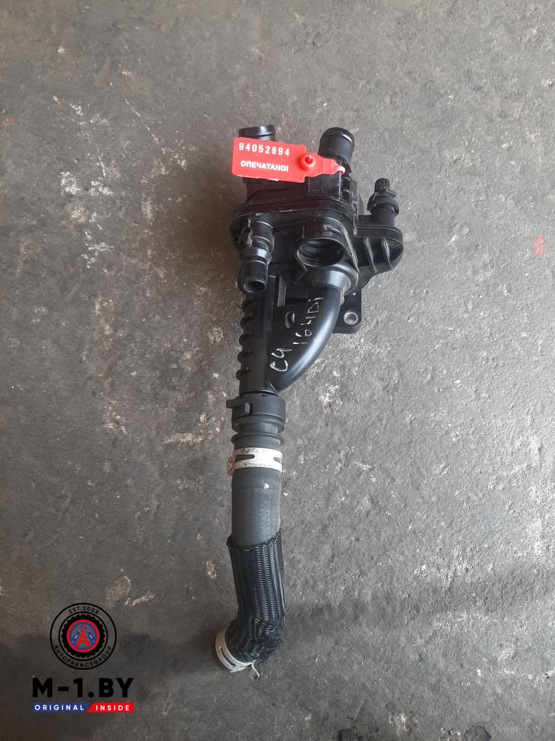 корпус термостата Citroen C4 Picasso 2 поколение 2014, 1.6 л., дизель, 9684588980 - фото №1