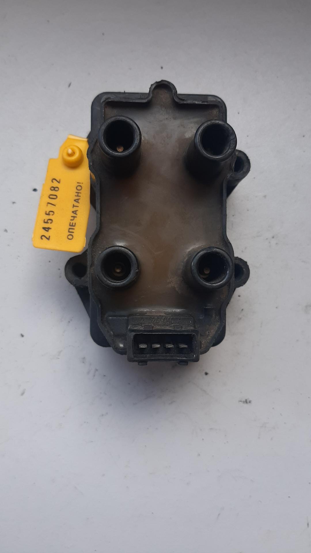 катушка зажигания Citroen Xantia 1 поколение 1996, 1.8 л., бензин, 2526040 - фото №1