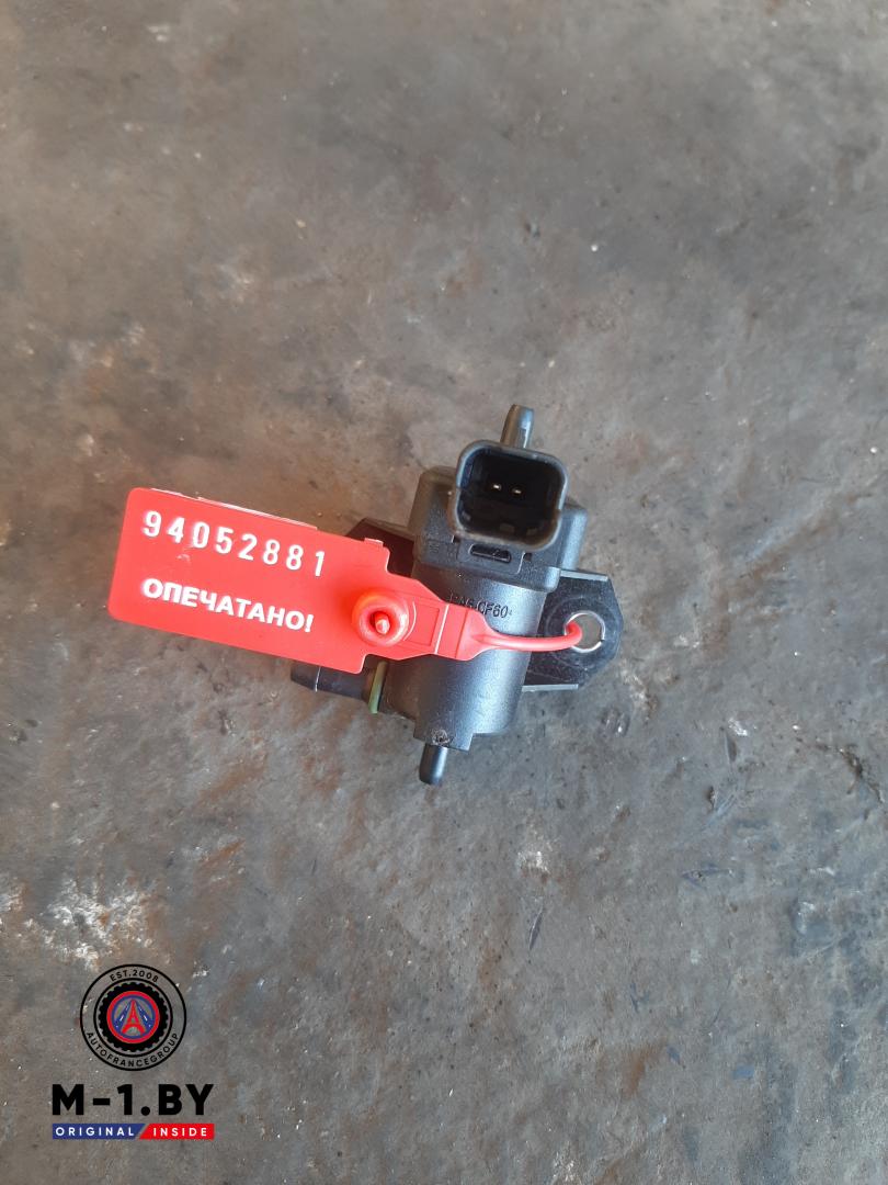 электромагнитный клапан Citroen C4 Picasso 2 поколение 2014, 1.6 л., дизель, 9688124580 - фото №1