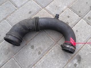 патрубок воздушного фильтра Opel Vivaro A (2001 - 2006), 1.9 л., дизель, 8200396908